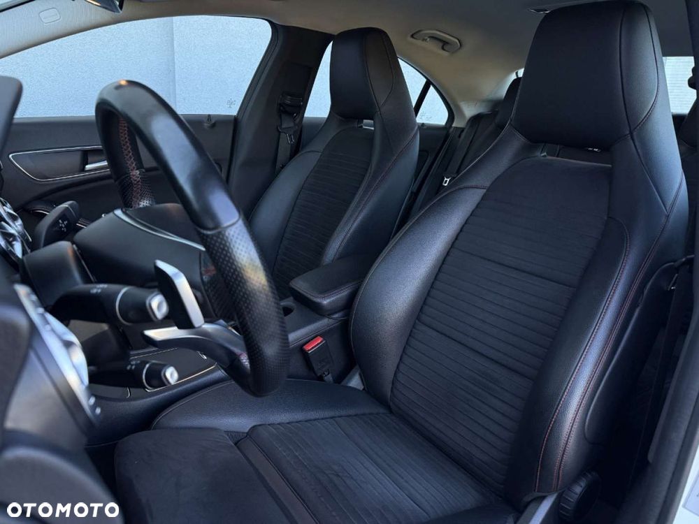 Mercedes-Benz CLA 200 7G-DCT AMG Line - 19