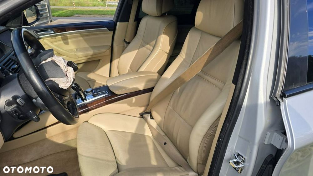 BMW X6 - 15