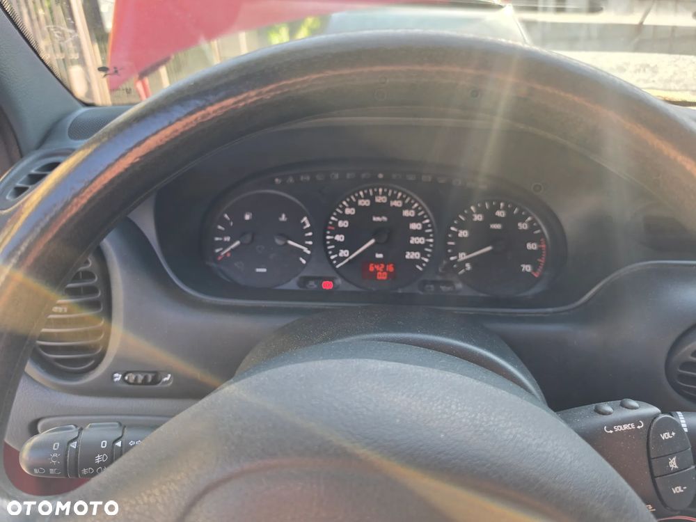 Renault Megane - 8