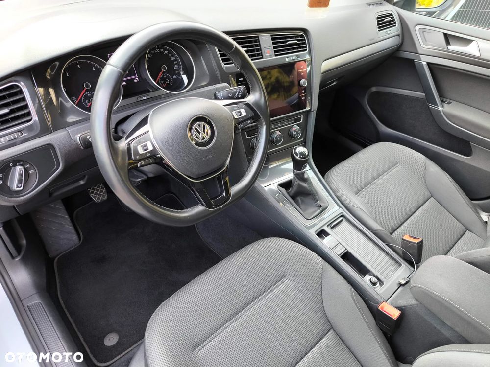 Volkswagen Golf 2.0 TDI (BlueMotion Technology) Comfortline - 18