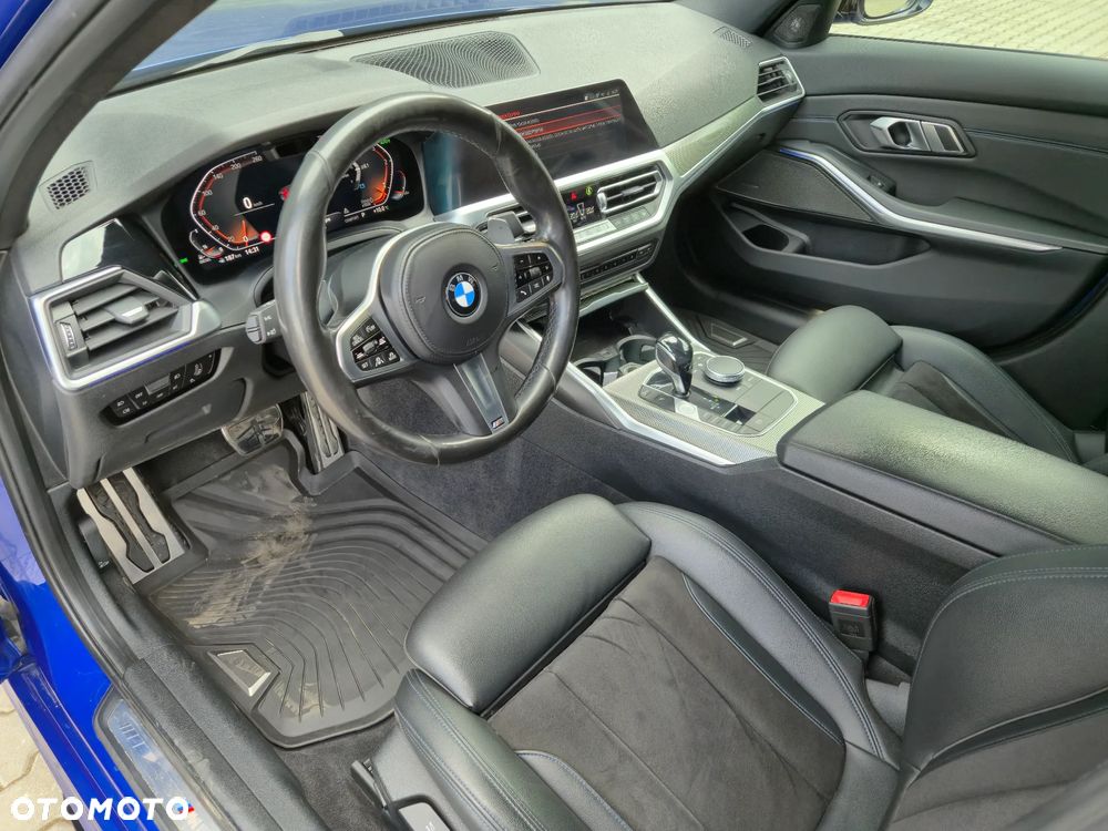 BMW Seria 3 330d xDrive mHEV M Sport sport - 15