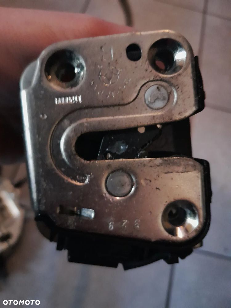 Zamek klamka mechanizm drzwi boczne nowe Renault Master III - 2