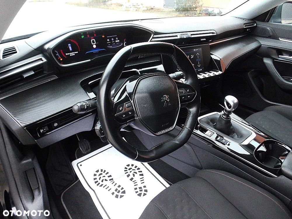 Peugeot 508 - 8