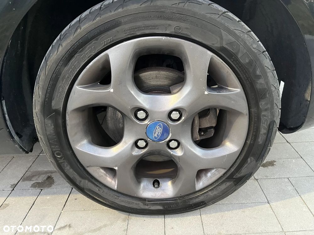 Ford Fiesta 1.4 Trend - 12