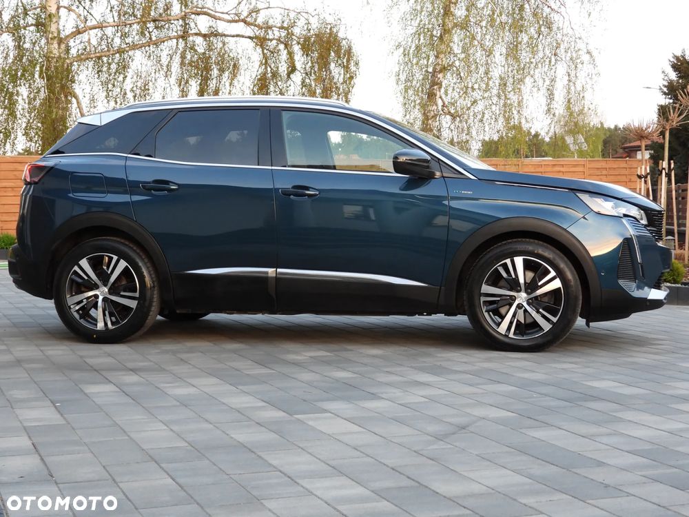 Peugeot 3008 225 e-EAT8 GT - 19