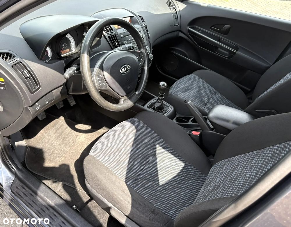 Kia Ceed 1.6 CVVT LX - 9