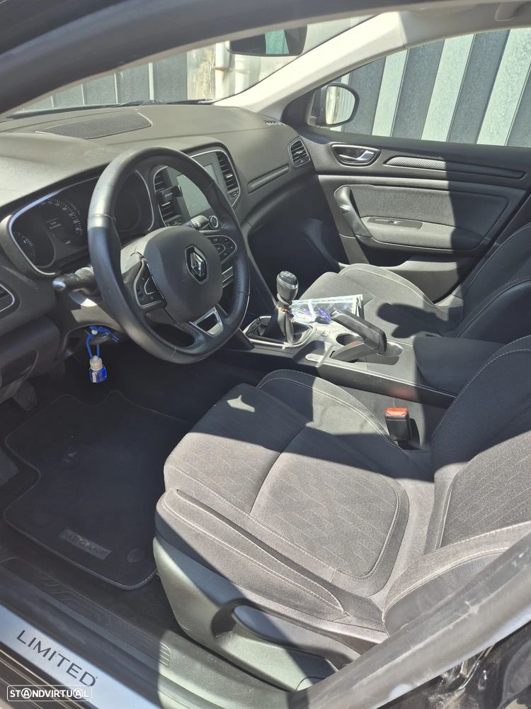 Renault Mégane Sport Tourer 1.5 Blue dCi Limited - 5