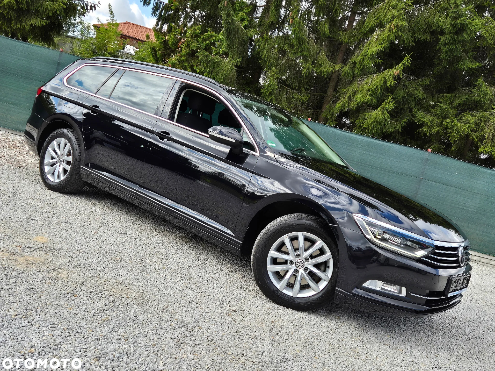 Volkswagen Passat Variant 2.0 TDI SCR DSG Elegance - 10