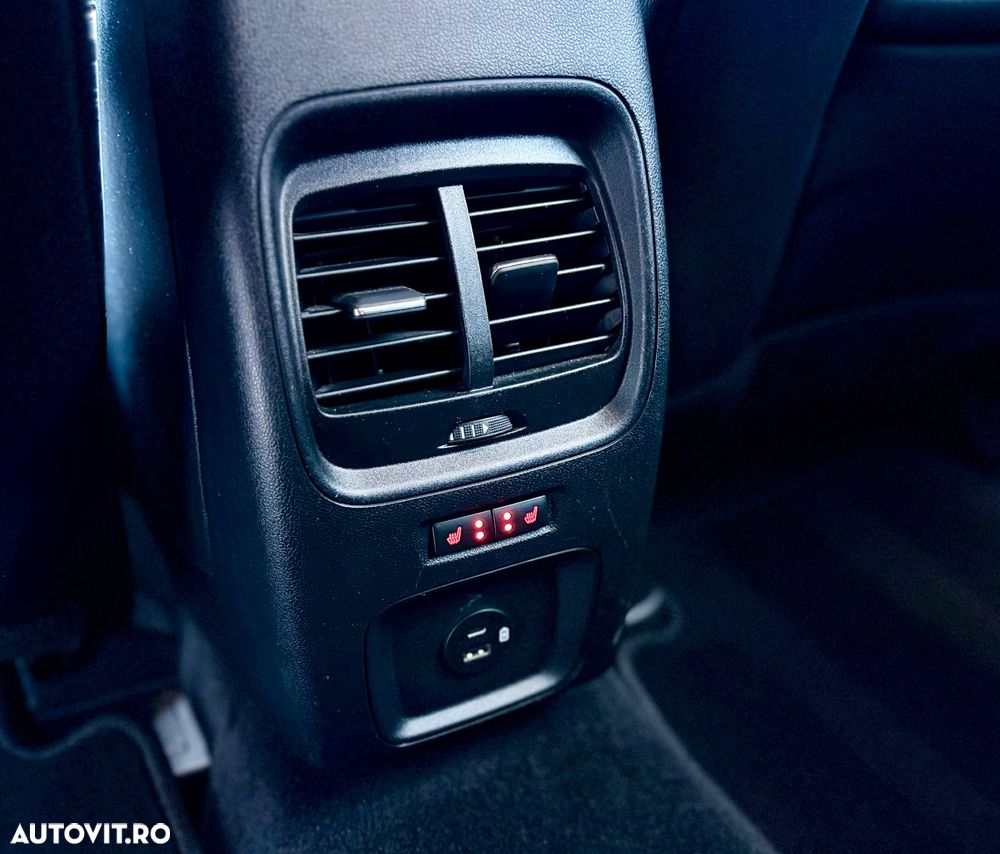 Ford Kuga 2.5 Duratec PHEV Titanium - 25