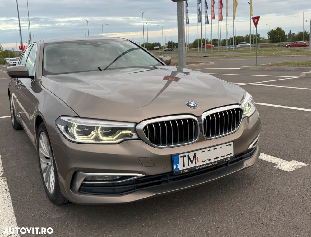 BMW Seria 5 520d xDrive Aut. Luxury Line - 1