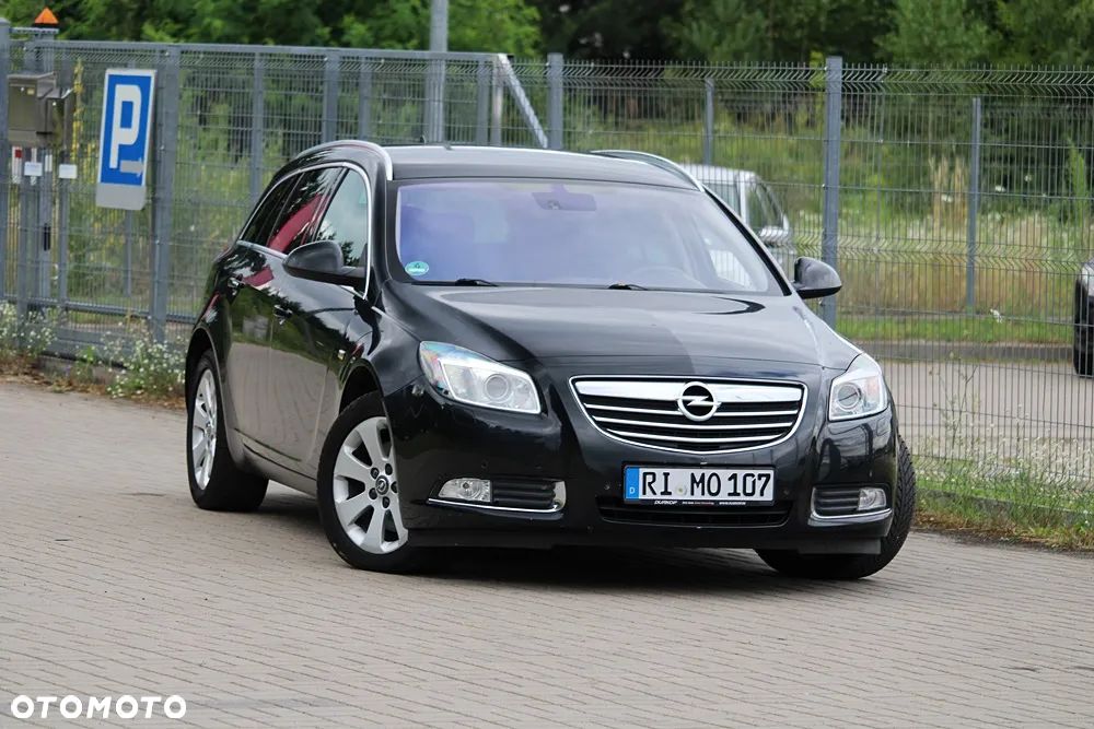 Opel Insignia - 1