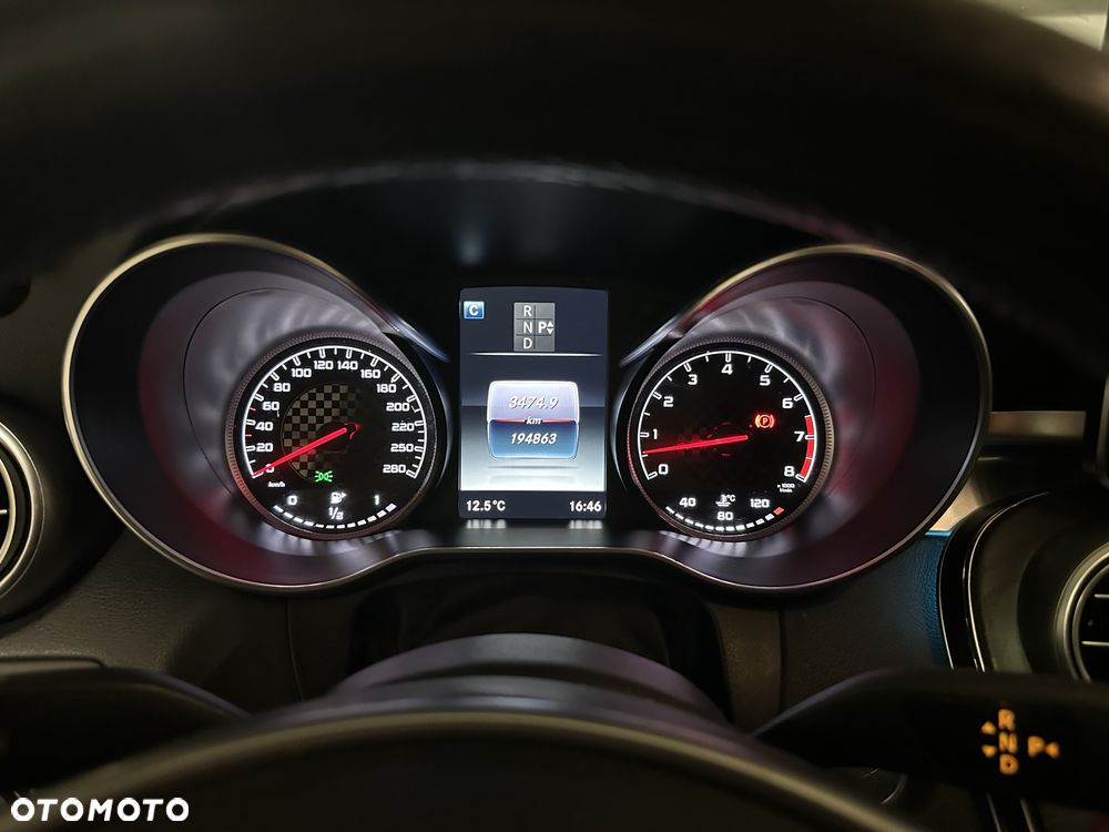 Mercedes-Benz Klasa C AMG 43 4-Matic - 13