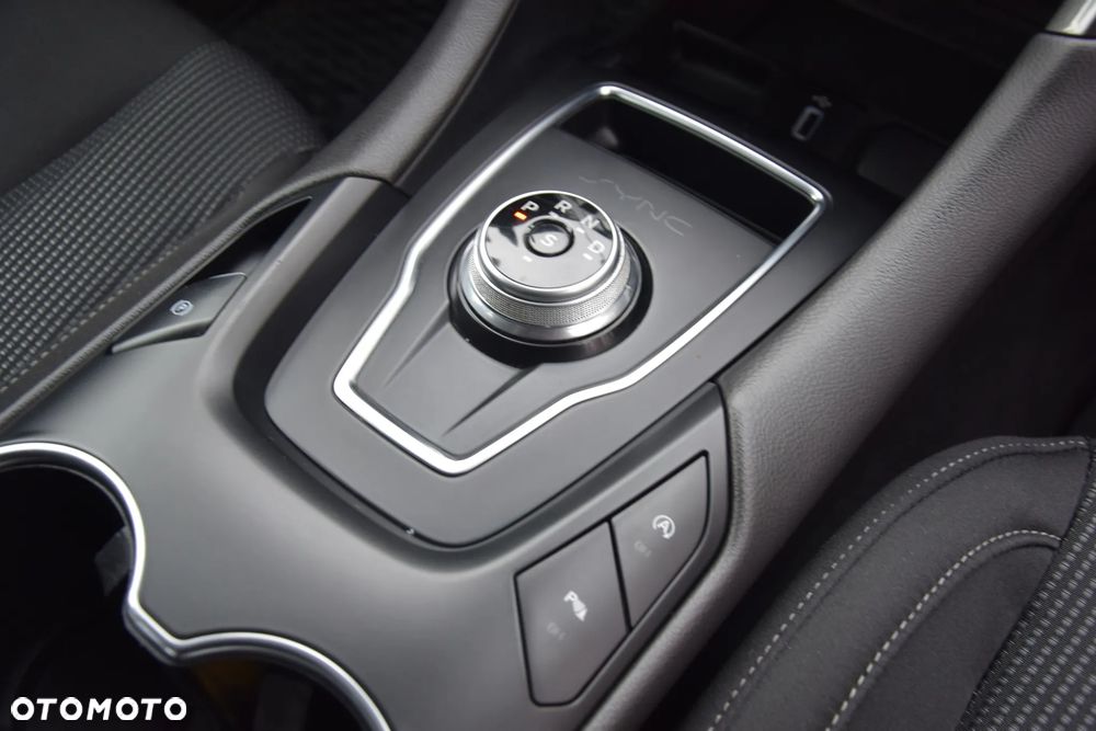 Ford Mondeo - 21