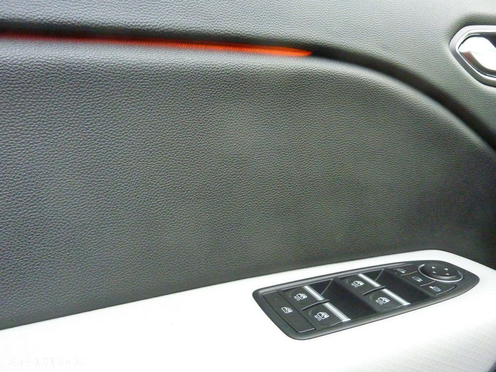 Renault Captur - 25