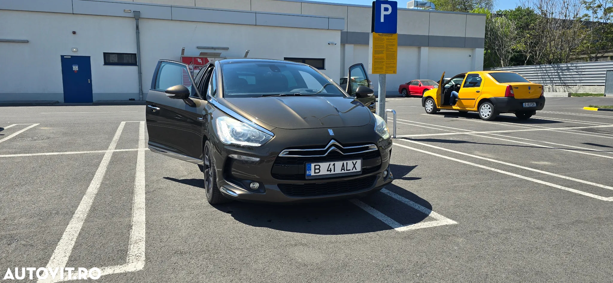 Citroën DS5 2.0 HYbrid4 Airdream Sport Chic - 2