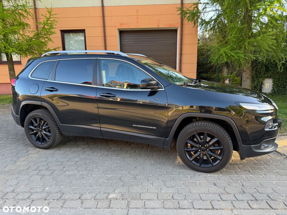 Jeep Cherokee - 6