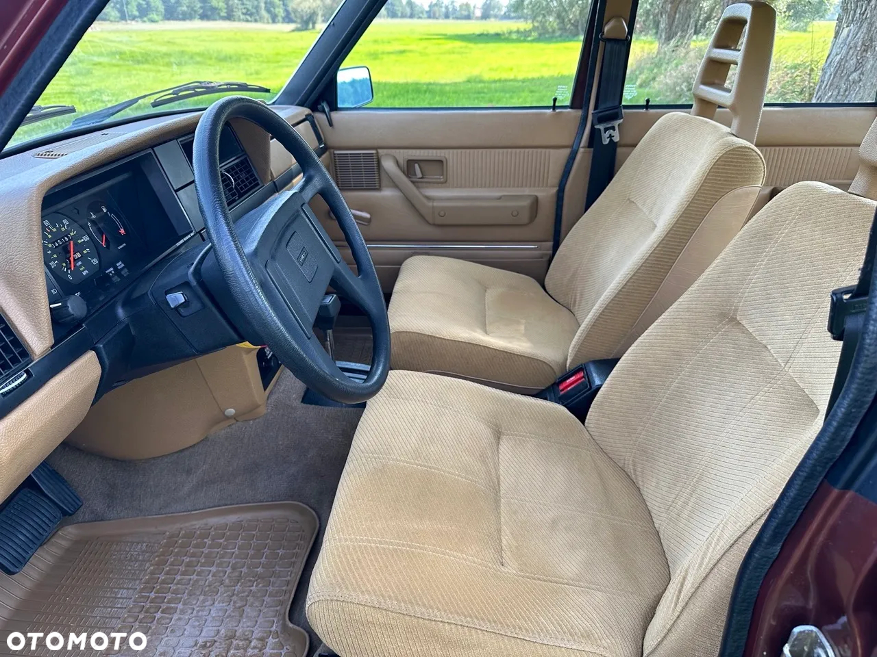 Volvo Seria 200 - 24
