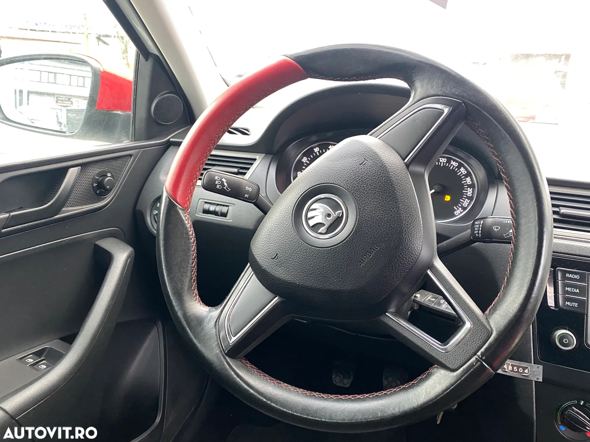 Skoda RAPID 1.2 TSI Ambition - 17