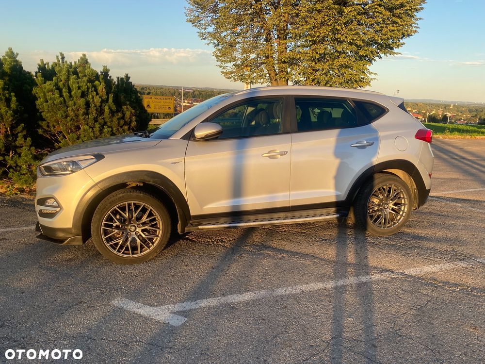 Hyundai Tucson - 1