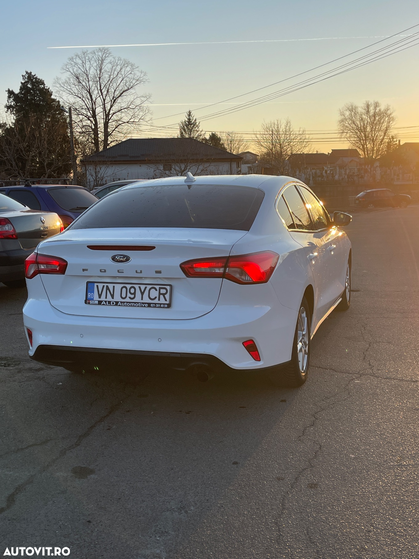 Ford Focus 1.5 EcoBlue Active - 4