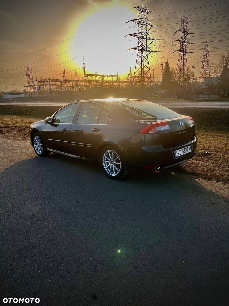 Renault Laguna 2.0 dCi Initiale - 1