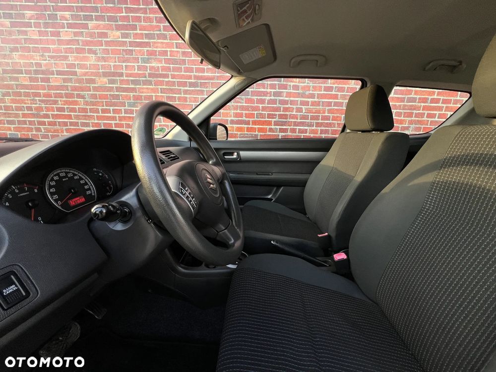 Suzuki Swift 1.3 A-M-T Comfort - 12