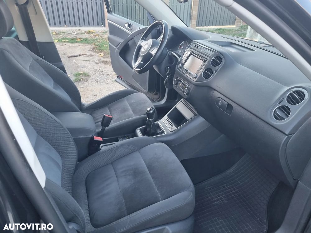 Volkswagen Tiguan 2.0 TDI DPF BlueMotion Technology Exclusive - 15