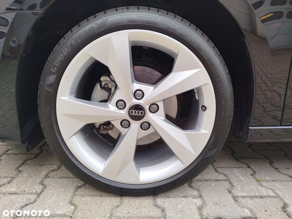 Audi A3 Limousine 35 TFSI mHEV Advanced S tronic - 4