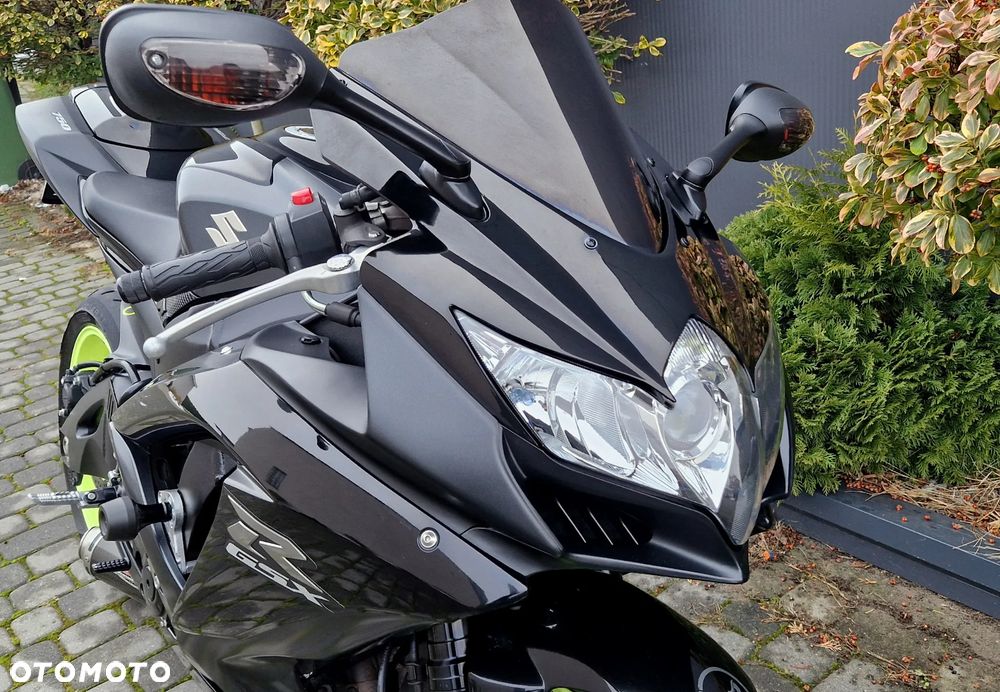 Suzuki GSX-R - 14