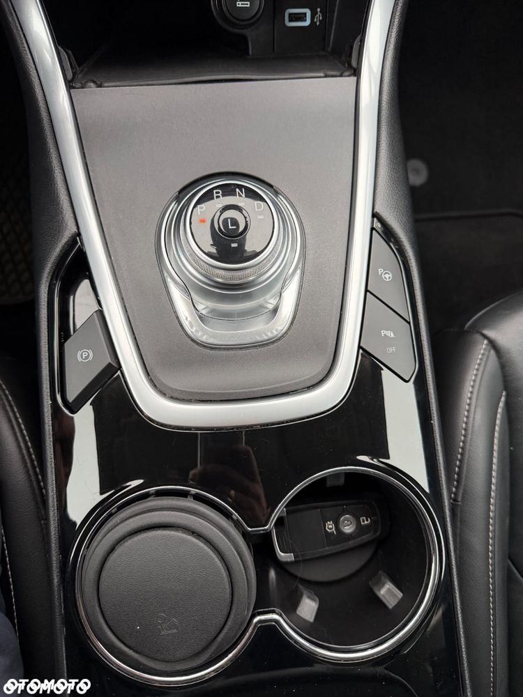 Ford S-Max 2.5 Hybrid Titanium CVT - 23