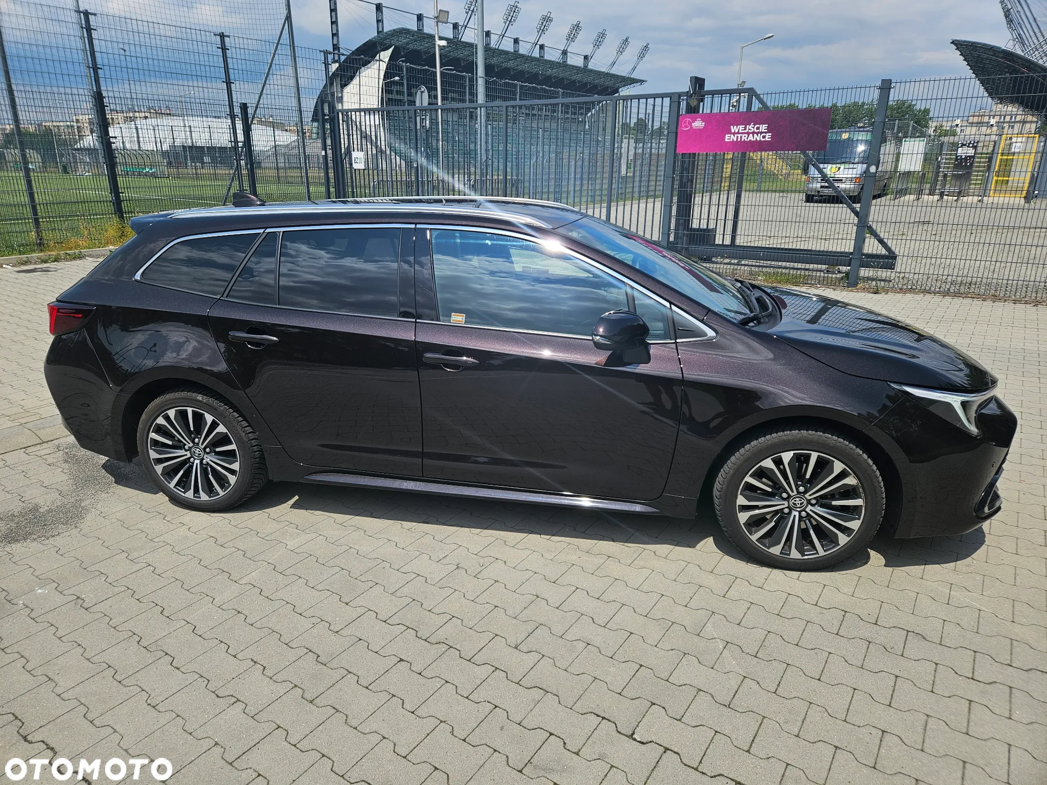 Toyota Corolla 2.0 Hybrid Style - 2