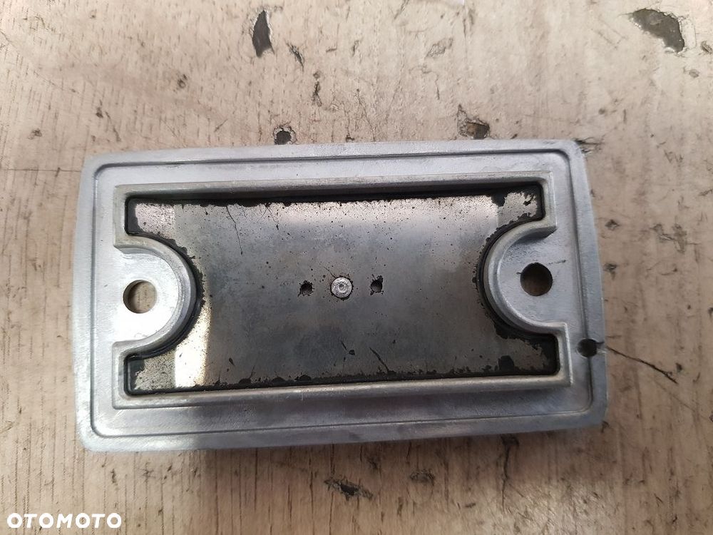 Pokrywa pompy Suzuki Intruder VS800 VS1400 VZ800  59669-24B00 - 5