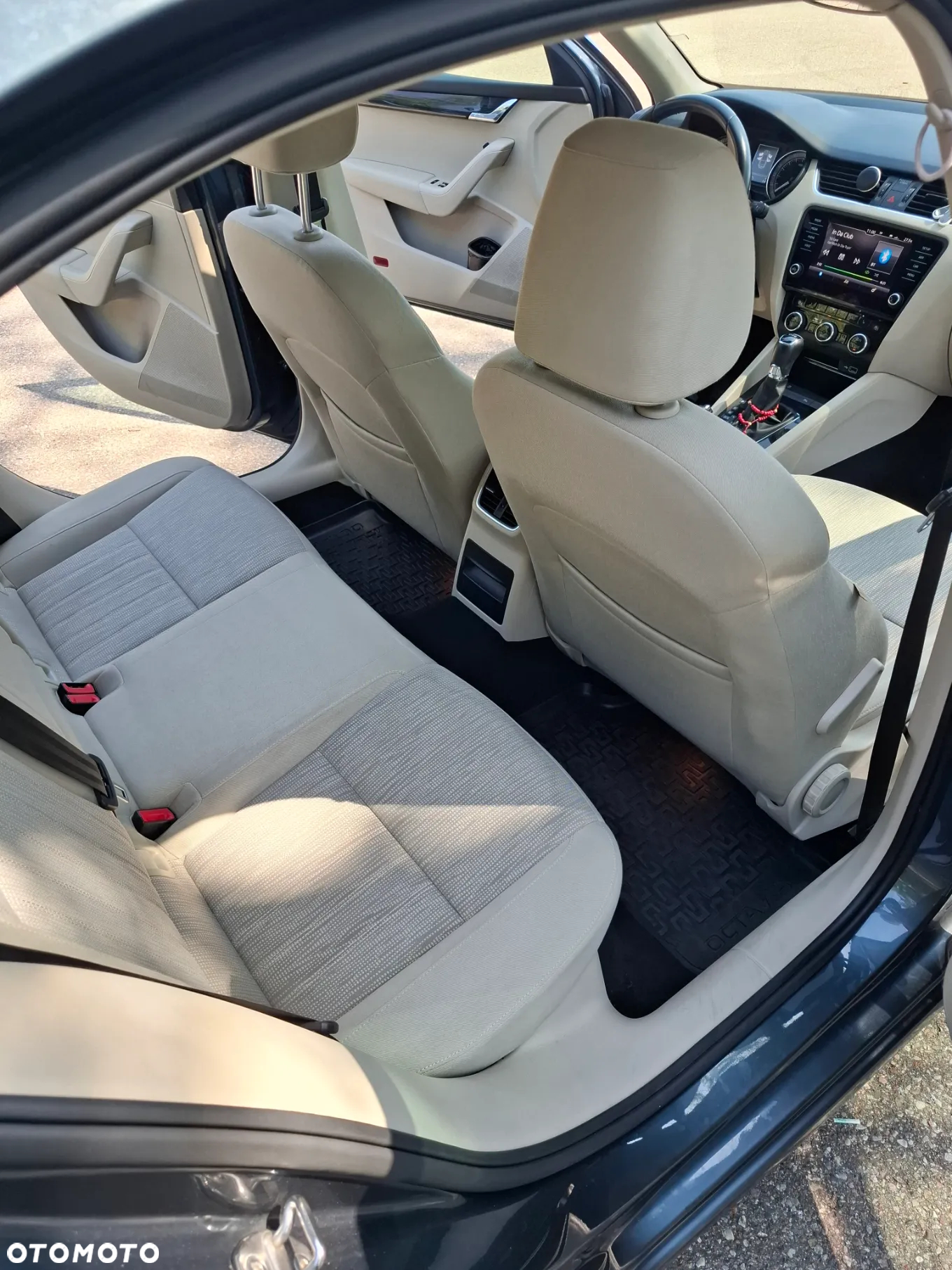 Skoda Octavia 1.5 TSI ACT Style DSG - 18