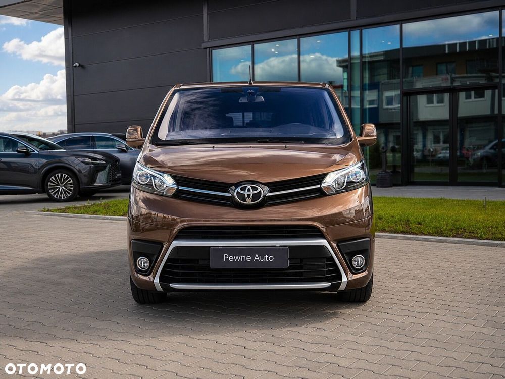 Toyota Proace Verso 2.0 D4-D Long VIP - 2
