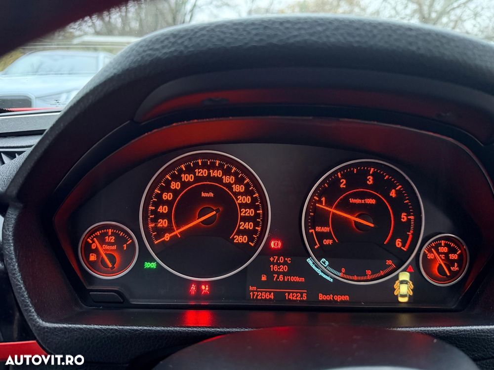 BMW Seria 3 320d - 8