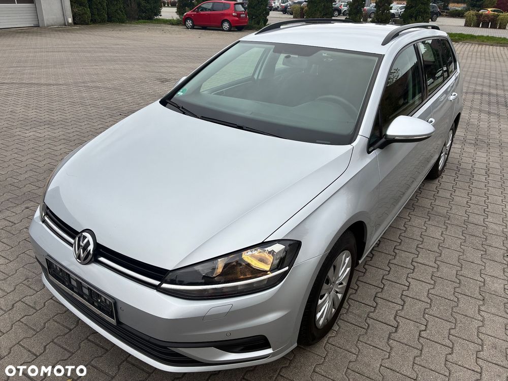 Volkswagen Golf 1.6 TDI SCR Comfortline - 1