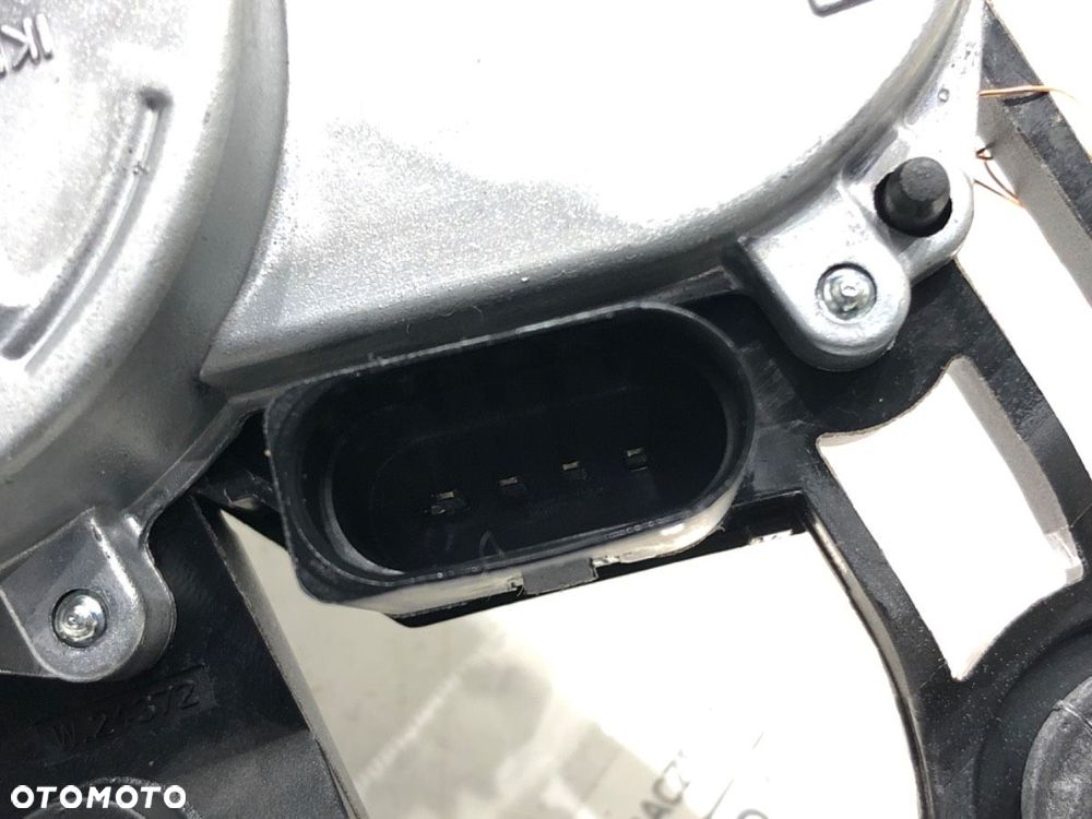 SILNIK WYCIERACZEK TYŁ  VW TOURAN (5T1) 2015 - 2022 1.8 TSI 132 kW [180 KM] benzyna 2015 - 2022 - 3