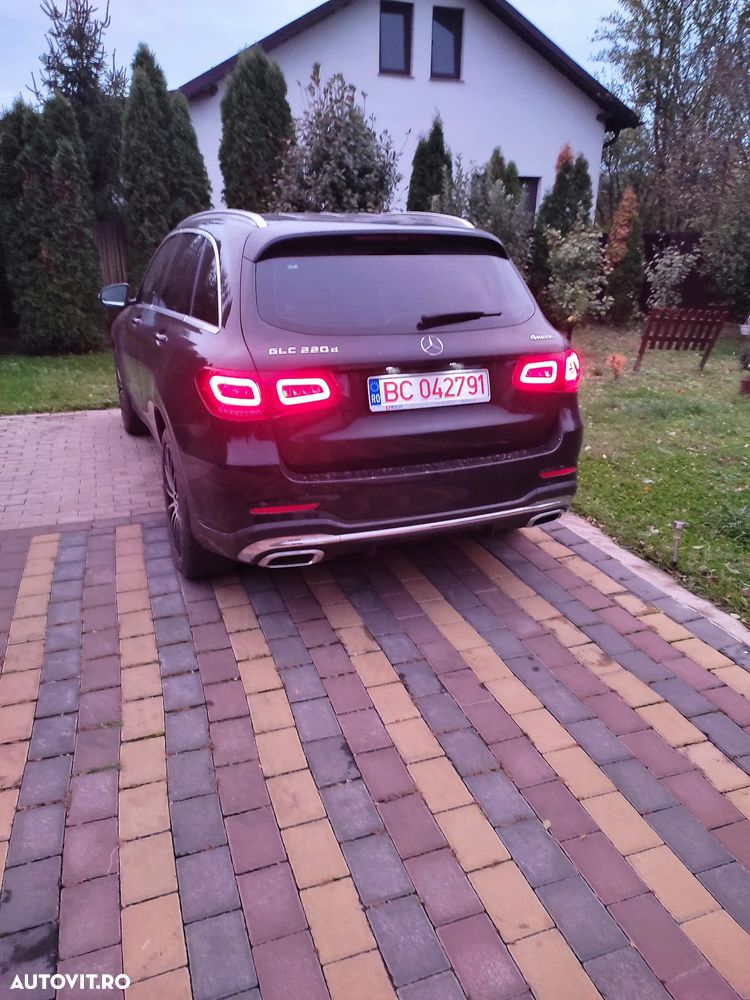 Mercedes-Benz GLC 220 d 4MATIC 9G-TRONIC AMG Line - 17