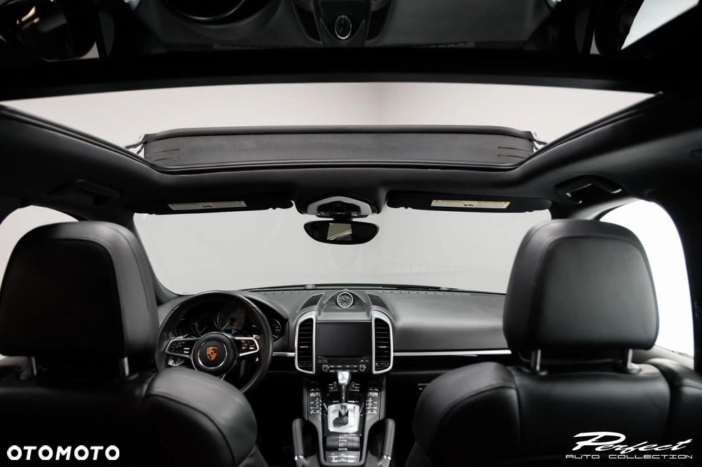 Porsche Cayenne S e-Hybrid Platinum Edition - 16