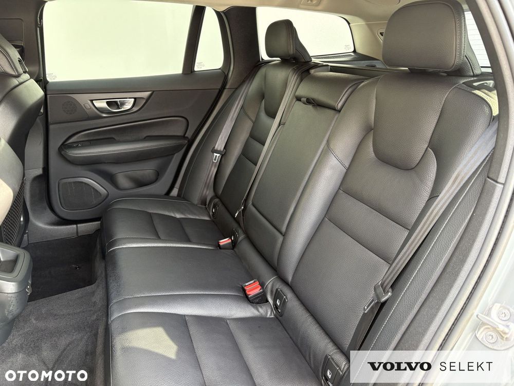 Volvo V60 - 11