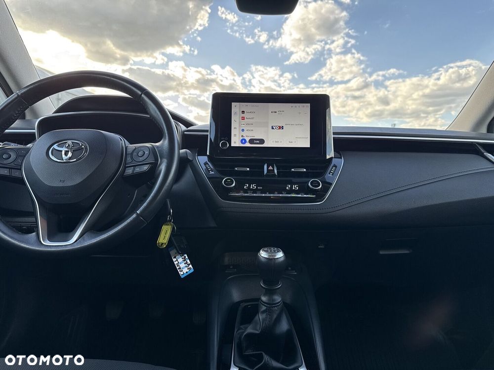 Toyota Corolla - 12
