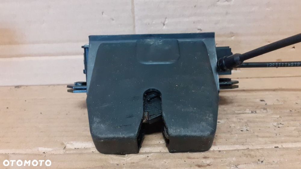 #ZAMEK KLAPY TYŁ FORD C-MAX nr 3M51-R442A66-AK - 3