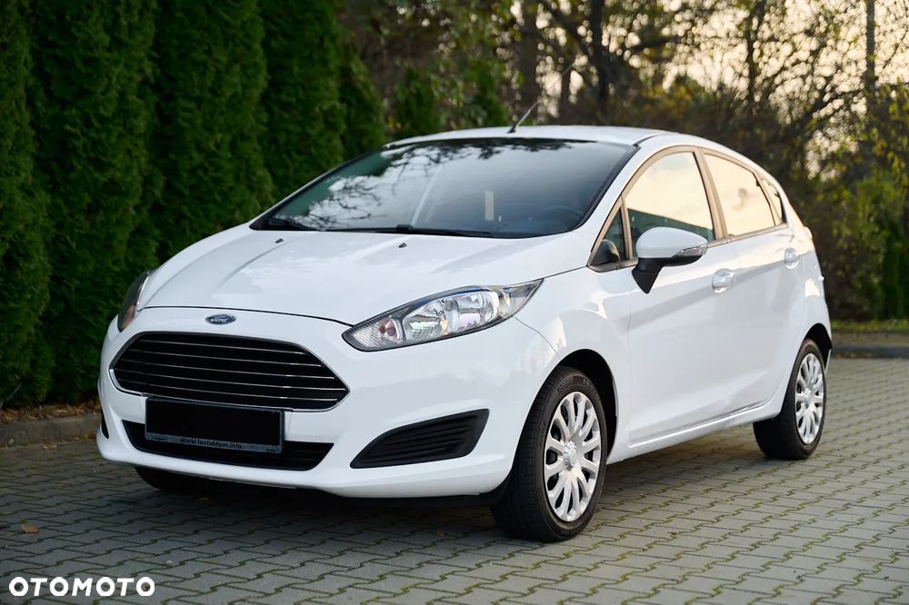 Ford Fiesta - 12