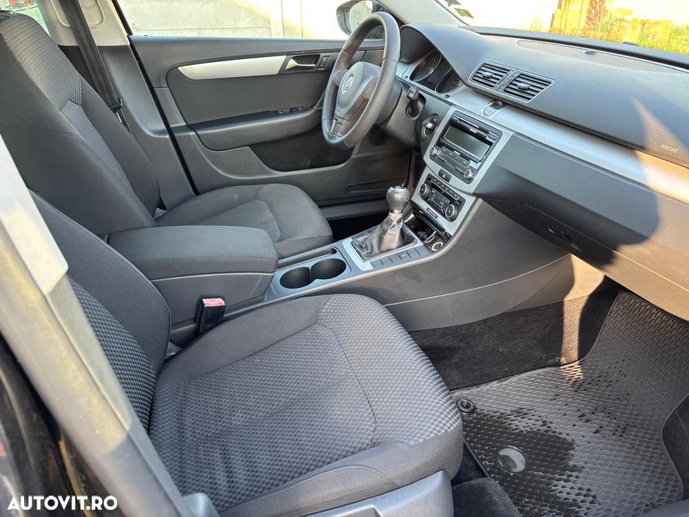VOLKSWAGEN Passat 2011 — imagine 10