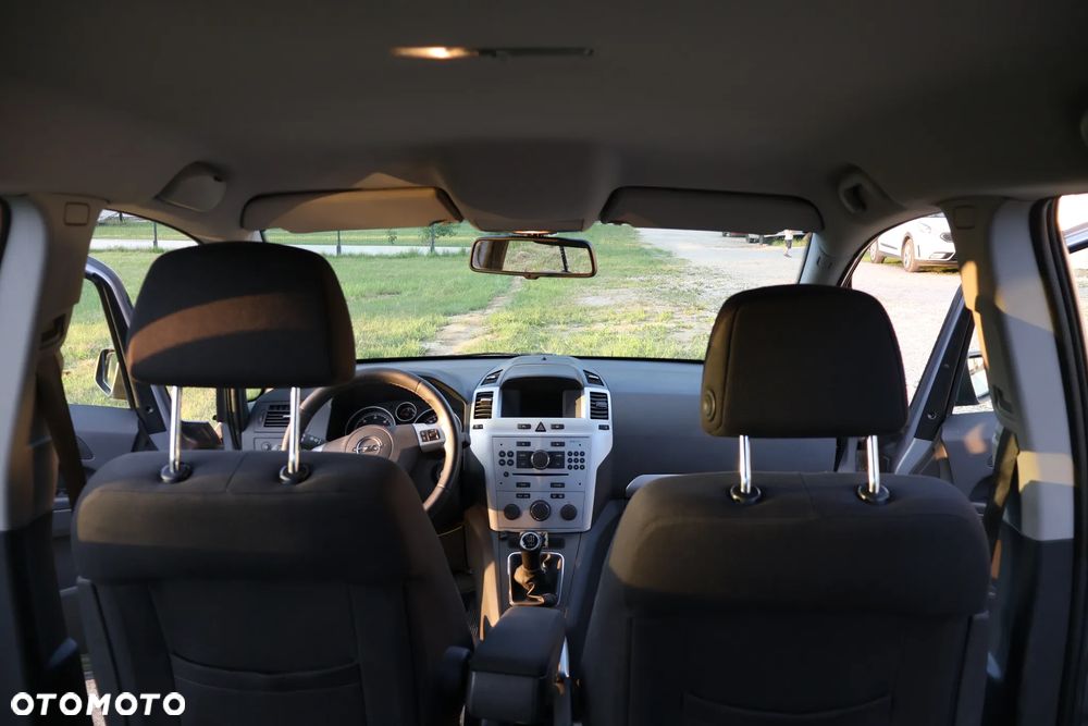 Opel Zafira 1.9 CDTI Enjoy - 12