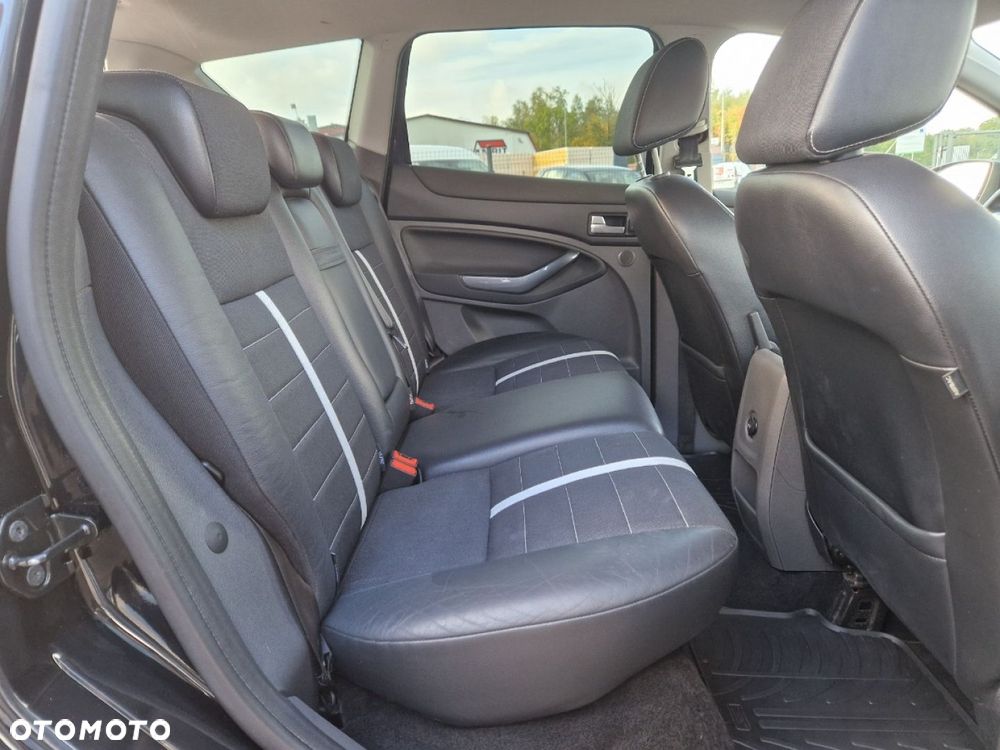Ford Kuga 2.0 TDCi Titanium FWD - 17