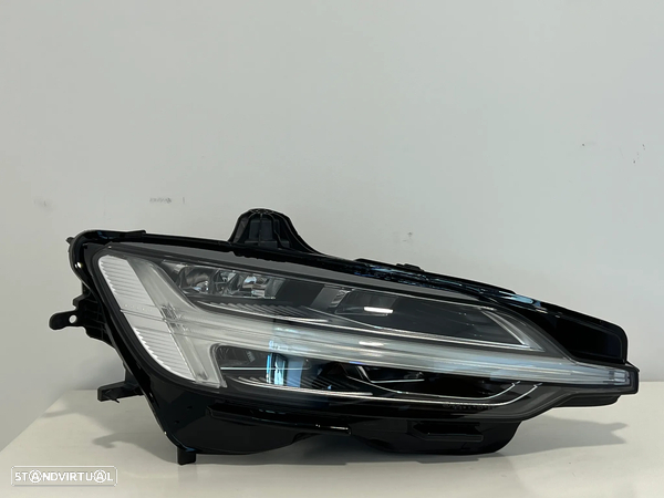 Farol Otica Original Volvo S60 Full Led lado Direito