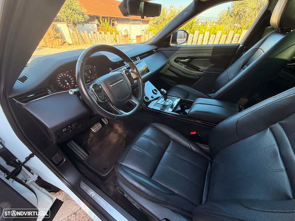 Land Rover Range Rover Evoque 2.0 D150 AWD R-Dynamic SE Auto - 31