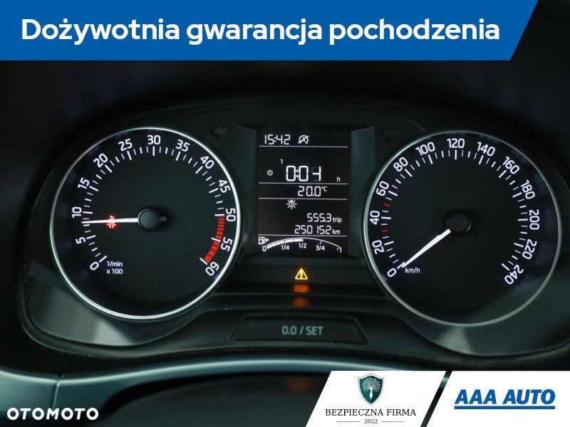 Skoda Fabia - 10