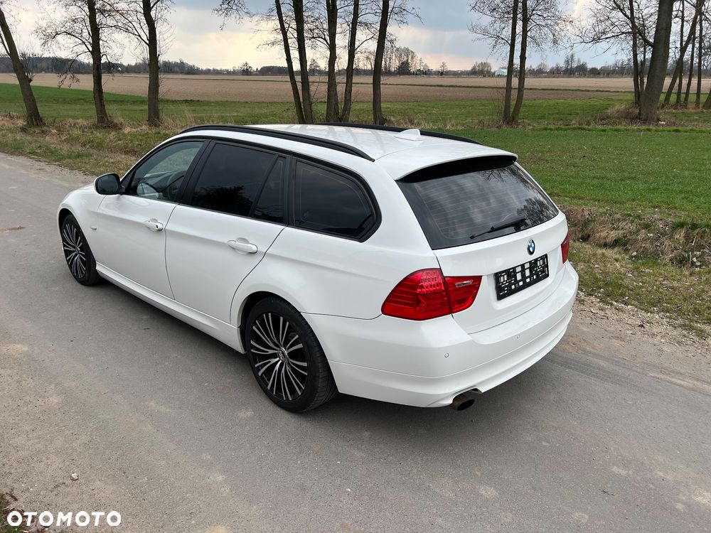 BMW Seria 3 318i Edition Lifestyle - 9